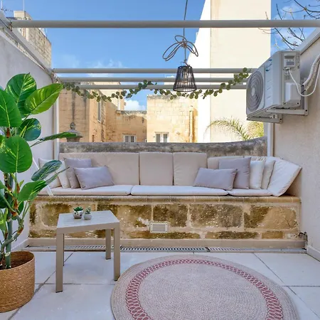 Appartement In Sliema's Perfect Spot Walk To Sea Sliema